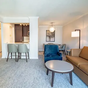 La Grande At The Sutton Place Hotel